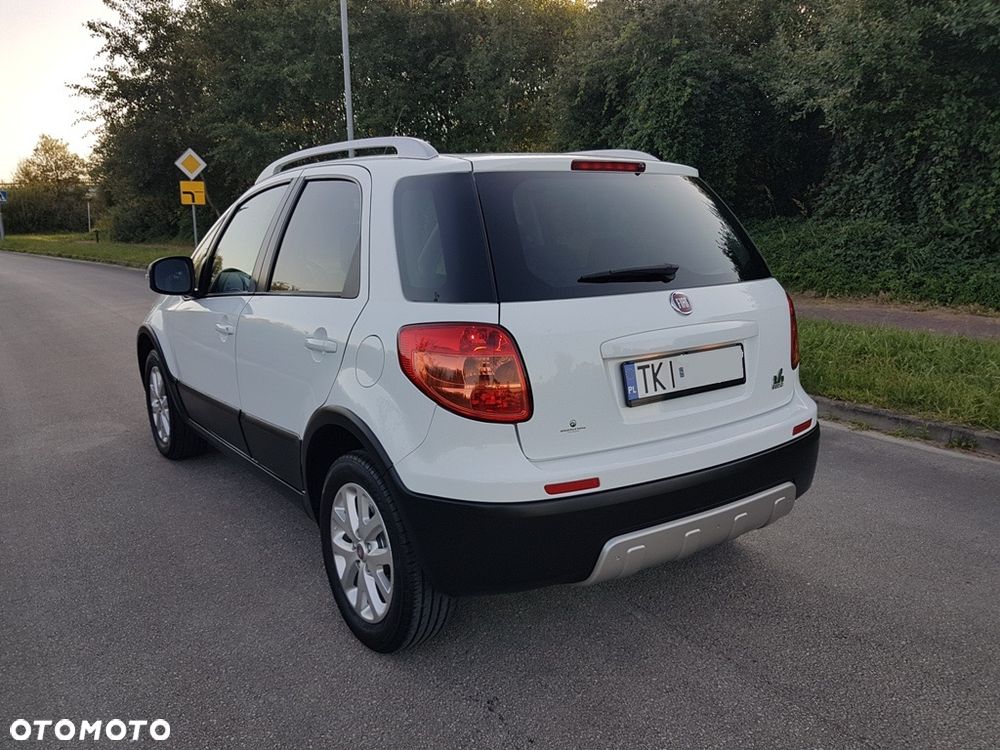 Fiat Sedici 1.6 16V 4x4 Luxury - 9