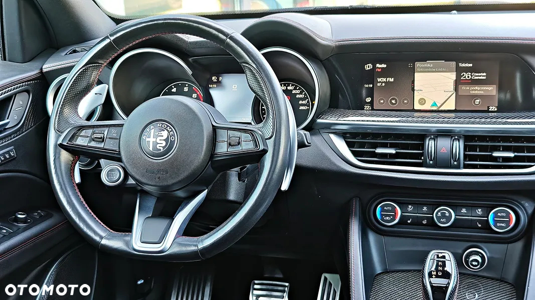 Alfa Romeo Stelvio 2.0 Turbo Veloce TI Q4 - 34