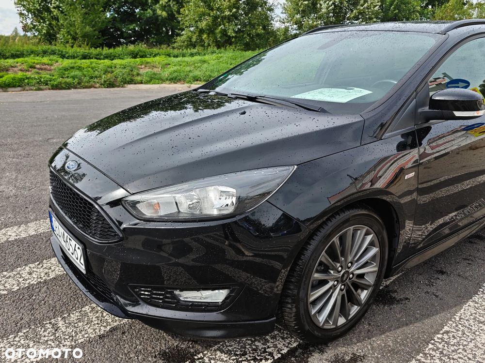 Ford Focus 1.0 EcoBoost Start-Stopp-System ST-LINE - 31