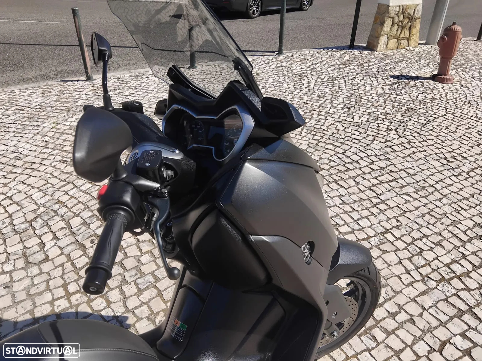 Yamaha X-Max - 3