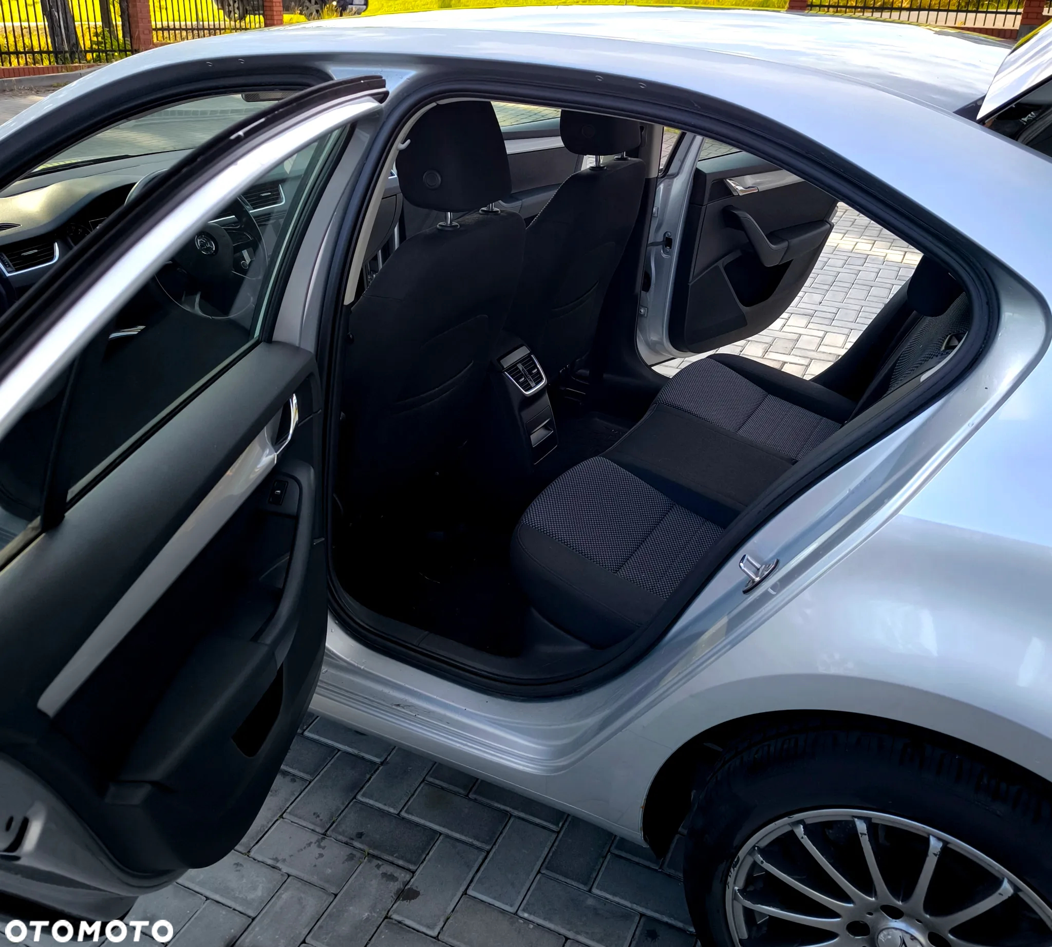 Skoda Octavia 1.6 TDI Ambition - 9