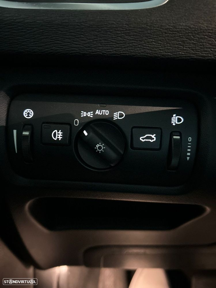 Volvo V40 D2 Powershift - 14