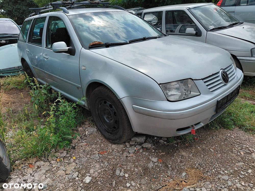 części VW Volkswagen Bora kombi 1,9 TDI 90KM silnik skrzynia maska klapa drzwi - 1