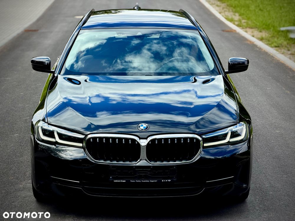 BMW Seria 5 530d xDrive - 2