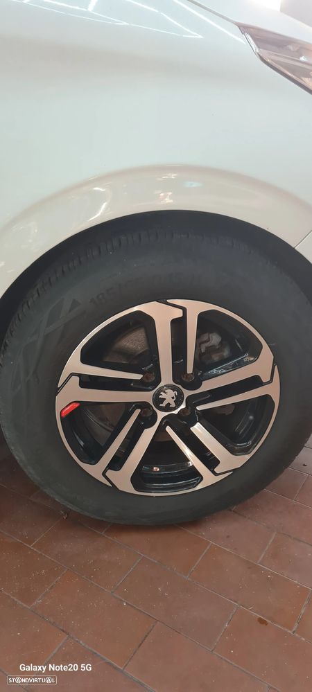 Peugeot 208 PureTech 68 Active - 4