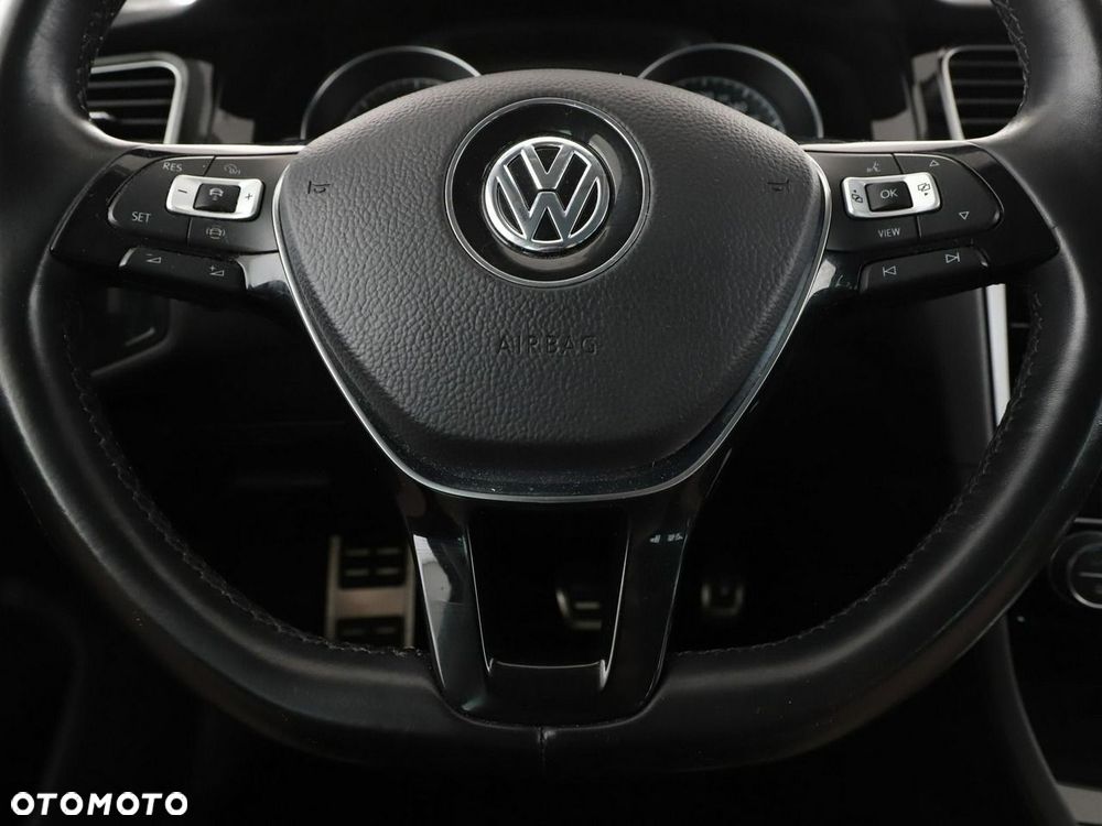 Volkswagen Golf 2.0 TDI SCR DSG Join - 22