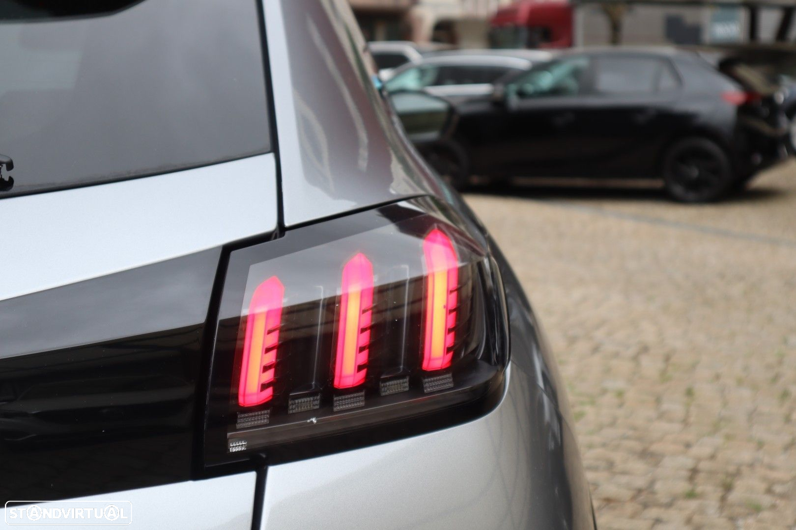 Peugeot e-208 50 kWh Allure Pack - 14