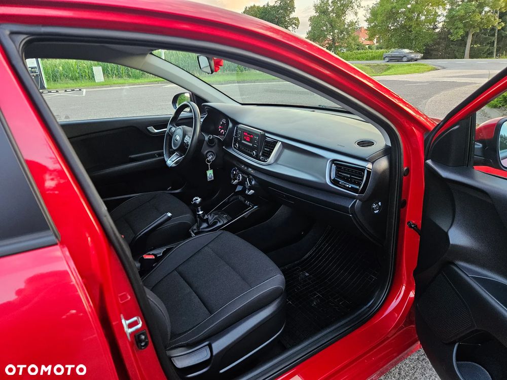 Kia Rio 1.2 Attract - 30