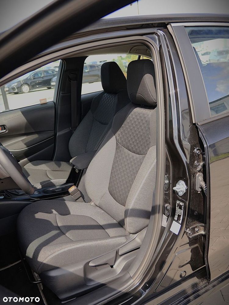 Toyota Corolla 1.8 Hybrid Comfort - 19