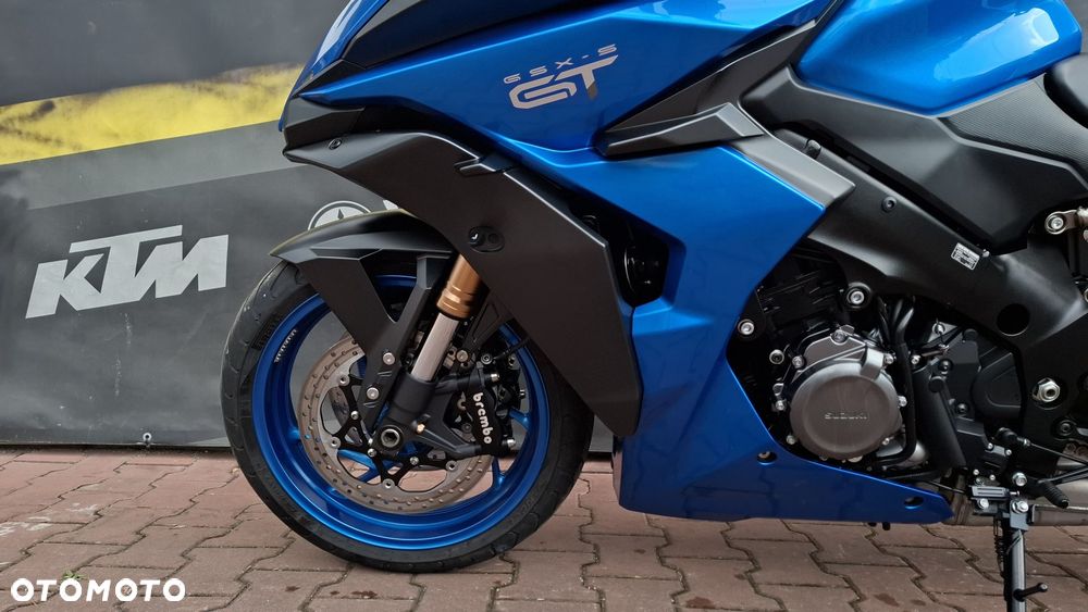 Suzuki GSX - 15