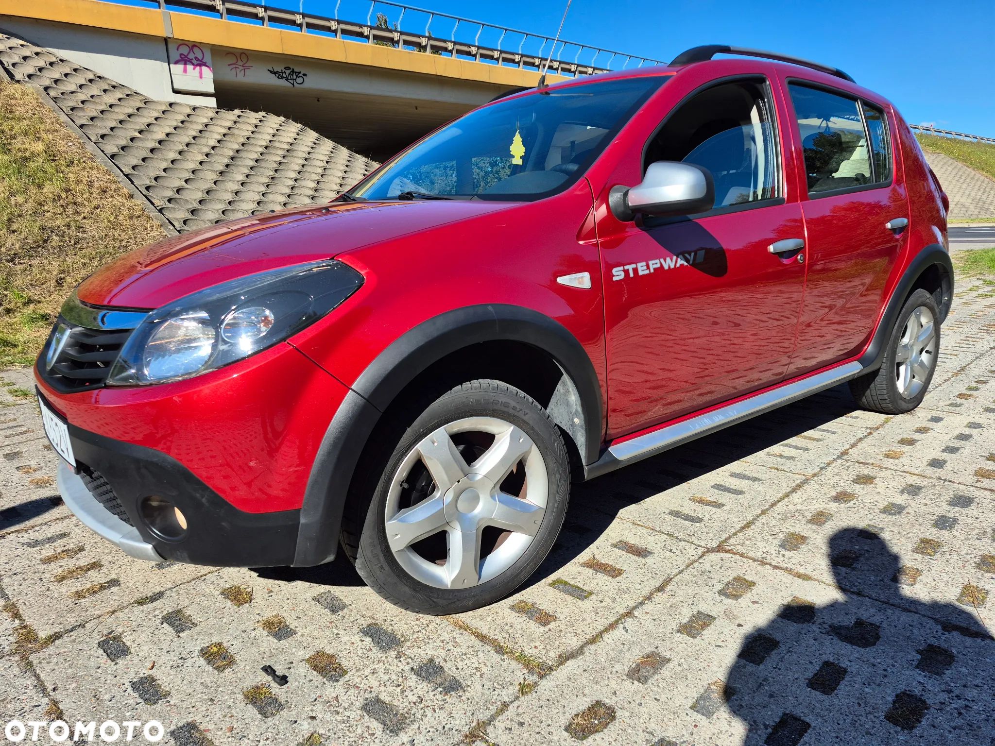 Dacia Sandero 1.6 MPI Stepway - 1