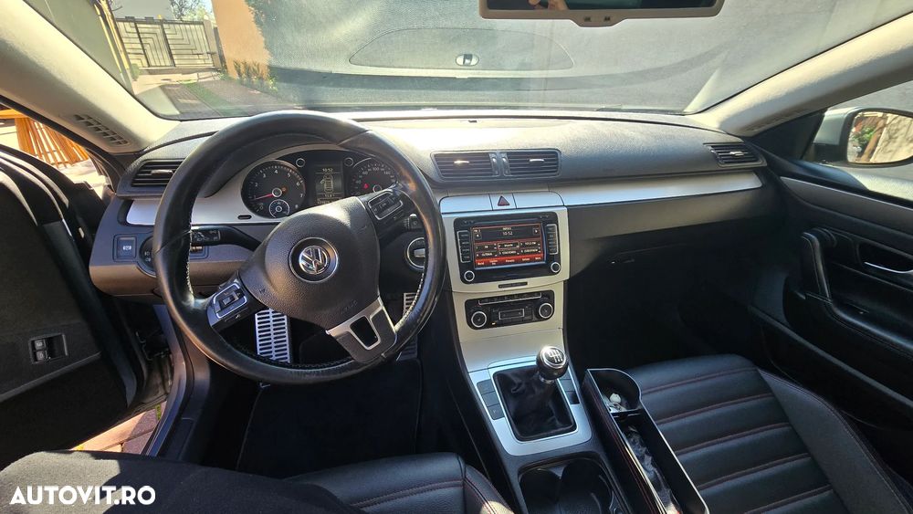 Volkswagen Passat CC - 13