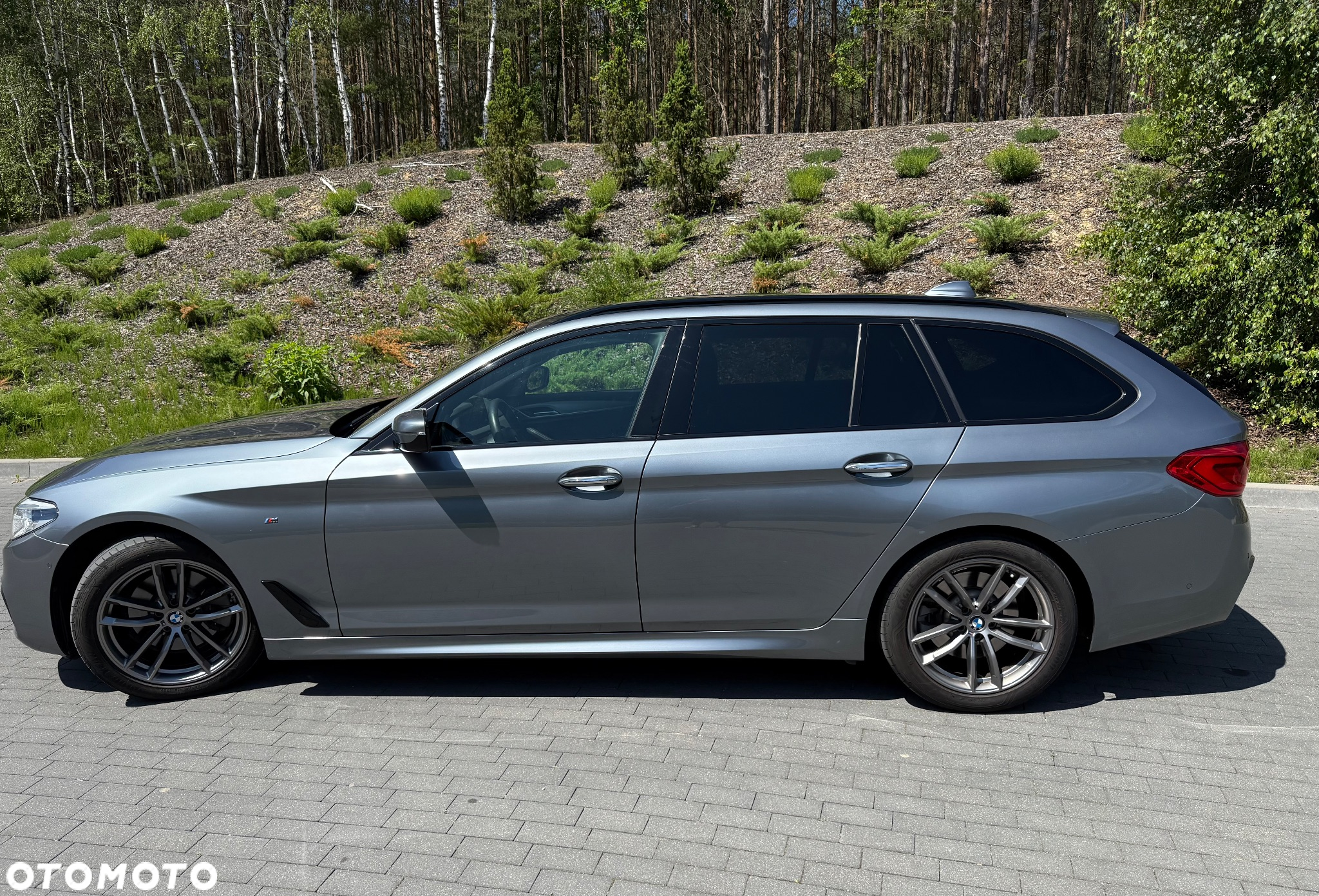 BMW Seria 5 520d Touring M Sport Edition - 14