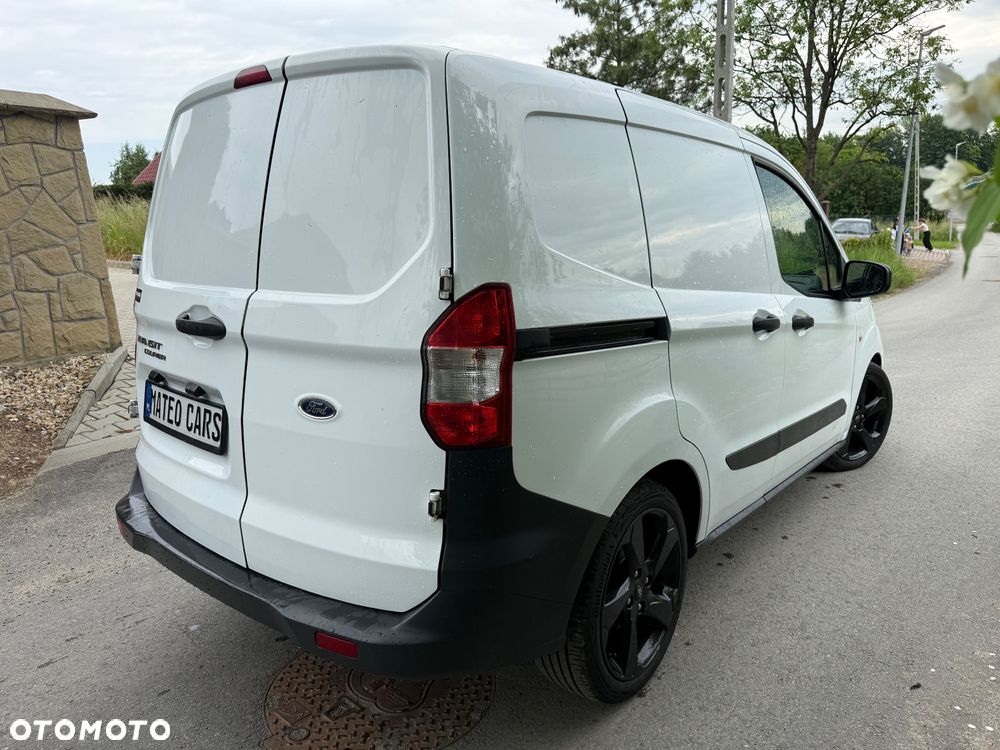 Ford TRANSIT COURIER - 4