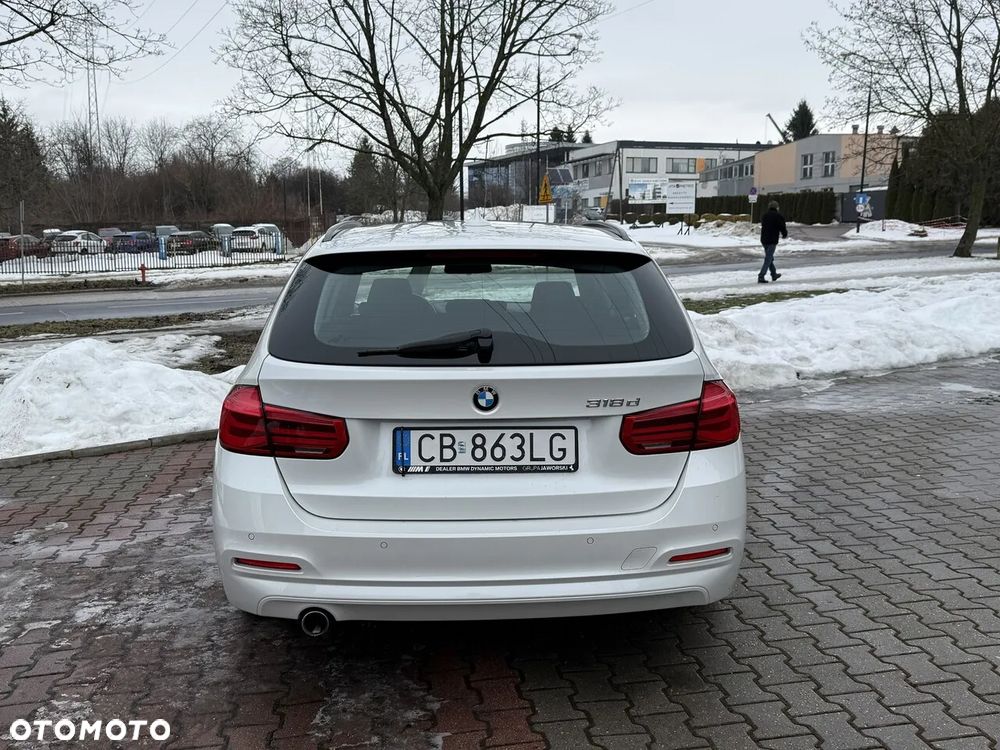 BMW Seria 3 ver-318d - 5