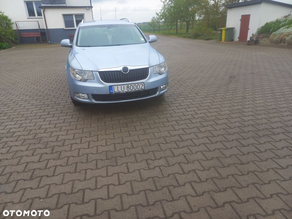 Skoda Superb 2.0 TDI Ambition DSG - 2