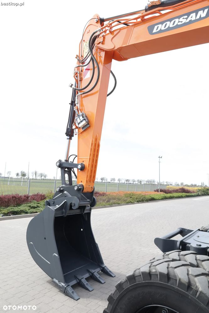 Doosan DX165W-5 - 15