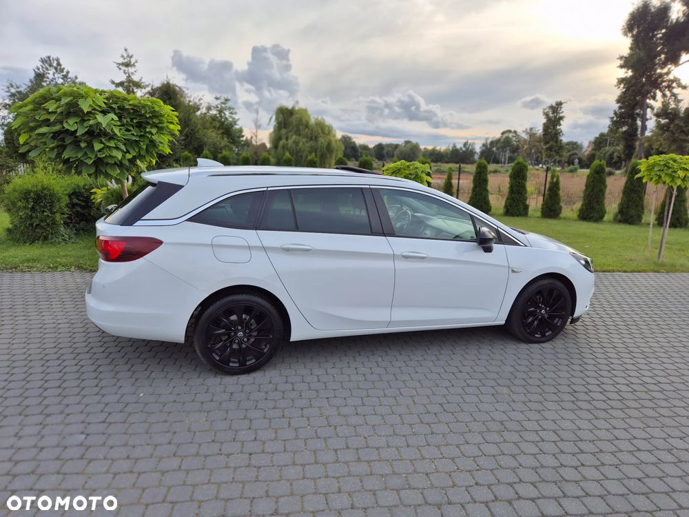 Opel Astra 1.6 D (CDTI) Dynamic - 25