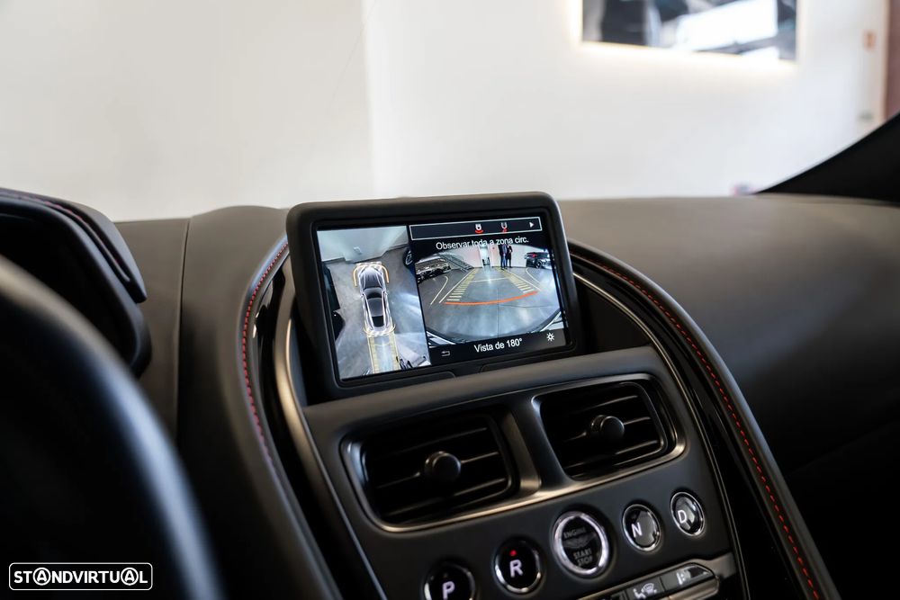 Aston Martin DB11 Coupé V8 Auto - 17