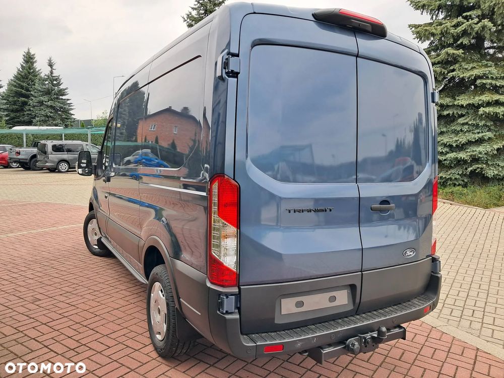 Ford Transit - 11