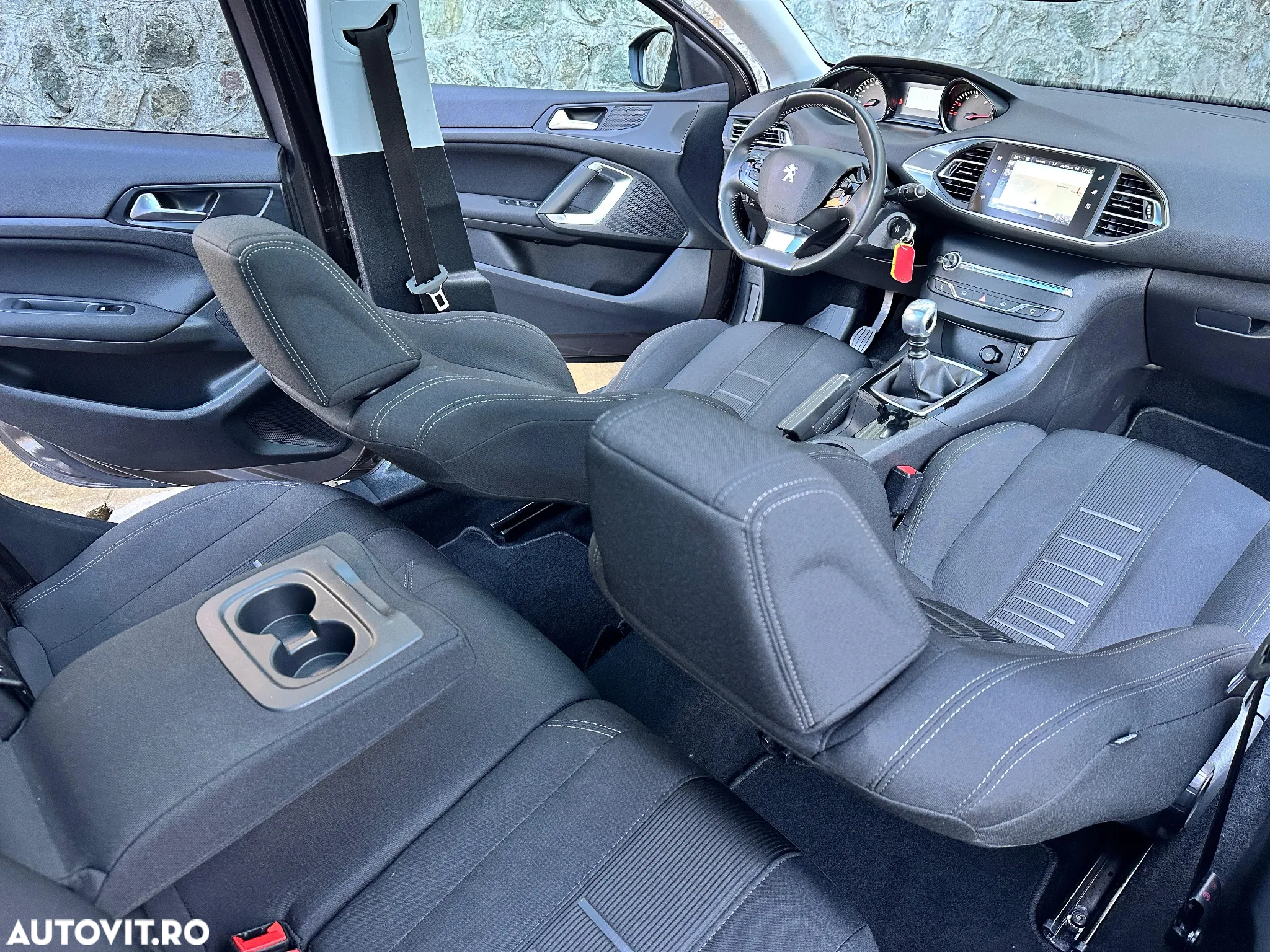 Peugeot 308 SW BlueHDi 120 Stop & Start Business-Line - 8