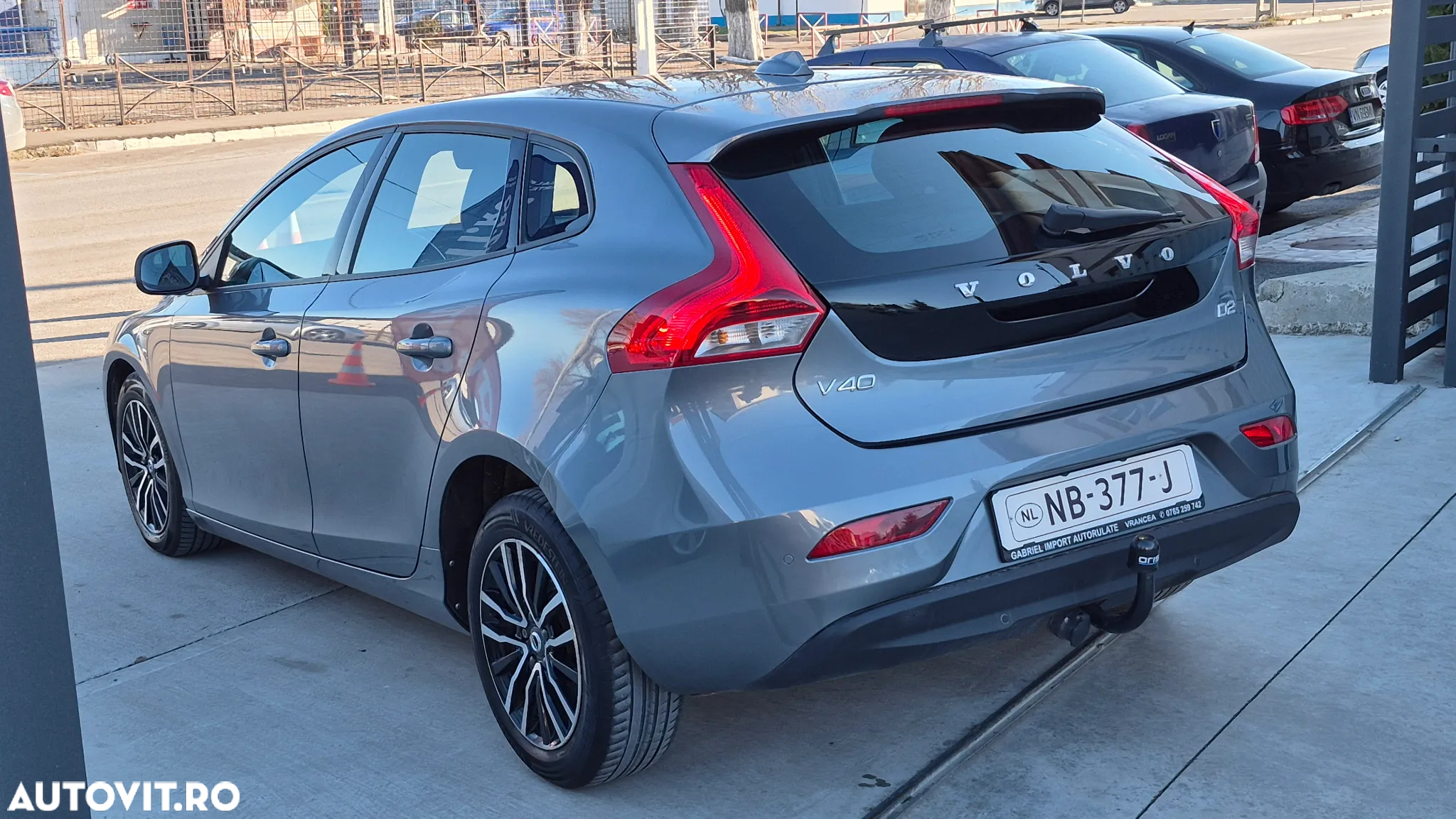 Volvo V40 D3 Aut. Summum - 5