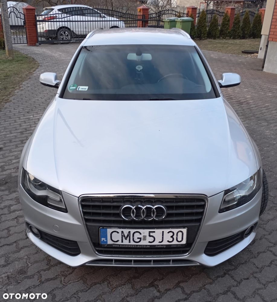 Audi A4 Avant - 8