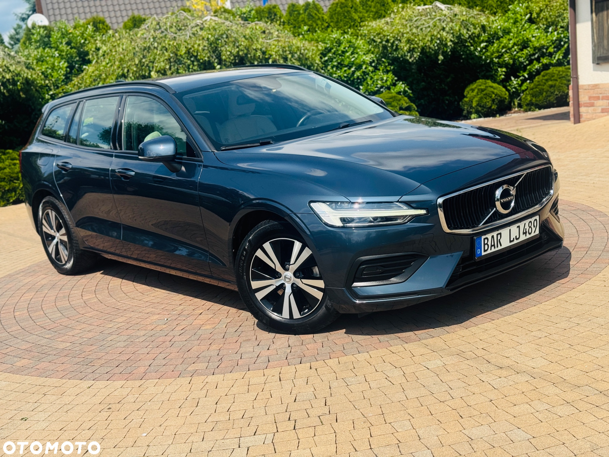 Volvo V60 D3 Geartronic Momentum Pro - 27