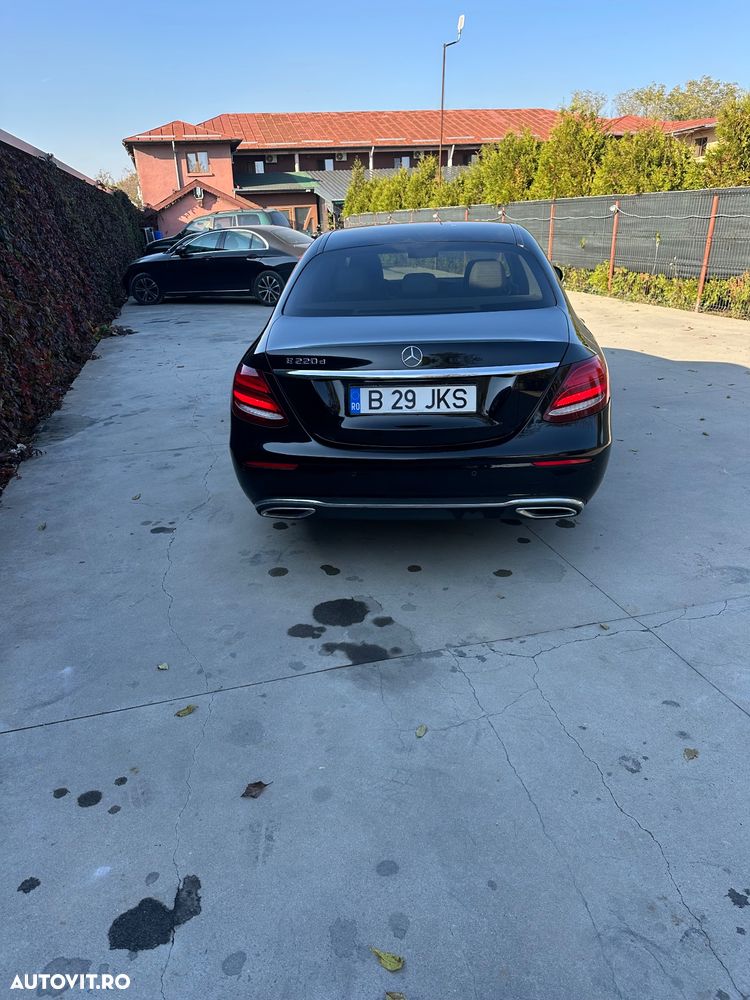 Mercedes-Benz E 220 d Aut. - 4