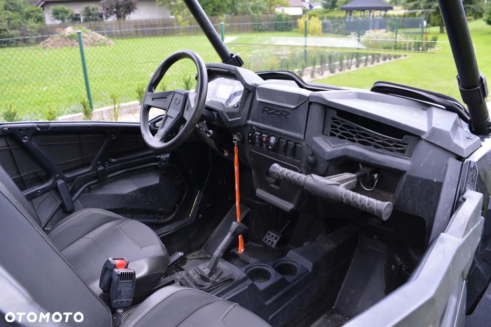 Polaris RZR - 10