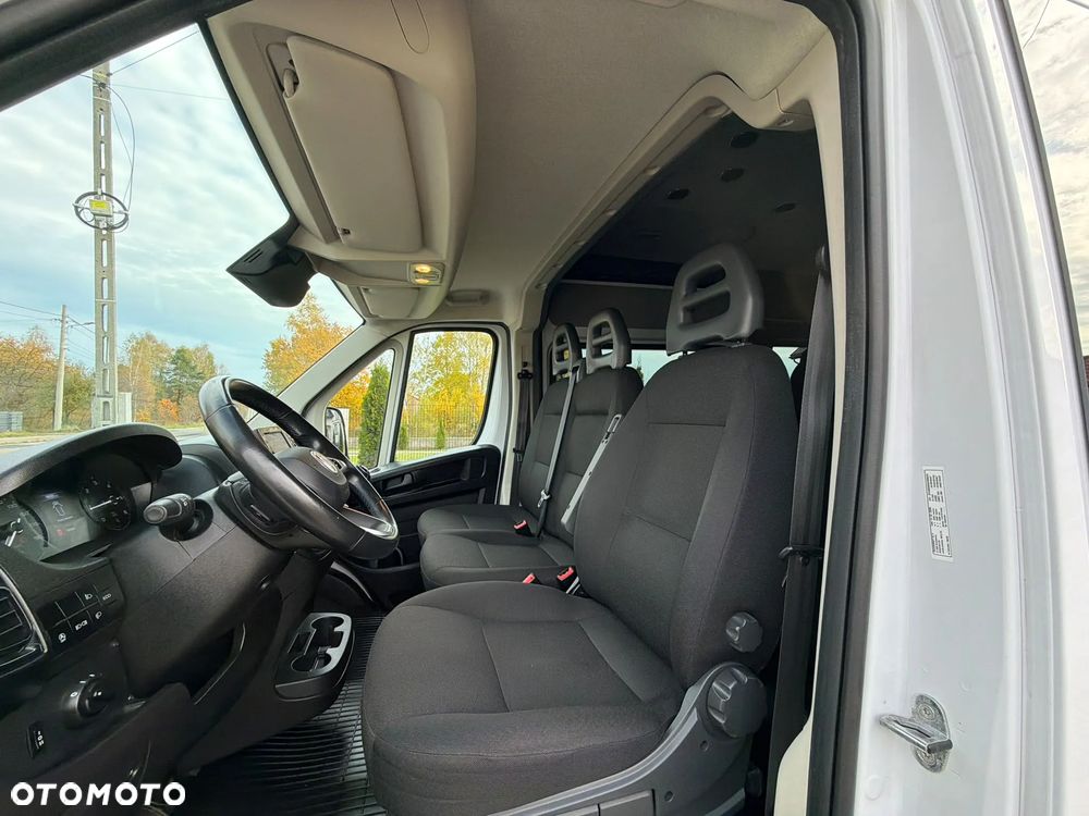 Fiat Ducato 9 osobowy CarPol (Trafic) - 34