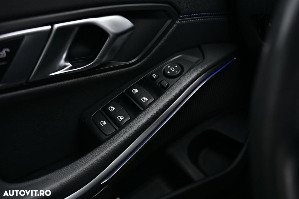 BMW Seria 3 320d Aut. Edition M Sport Shadow - 36