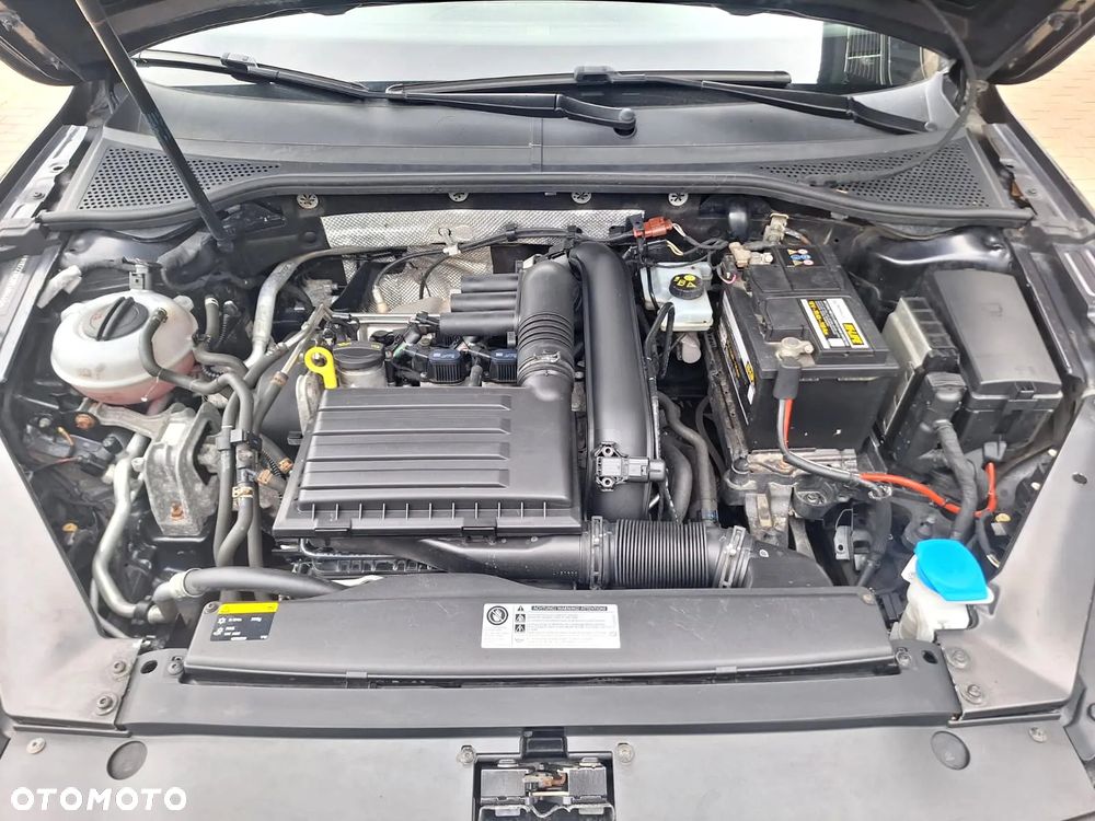 Volkswagen Passat 1.4 TSI ACT (BlueMotion Technology) Comfortline - 13