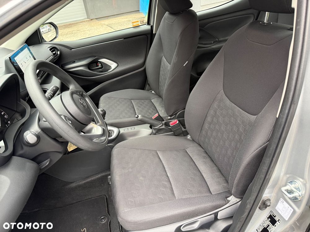 Toyota Yaris 1.5 Active - 12