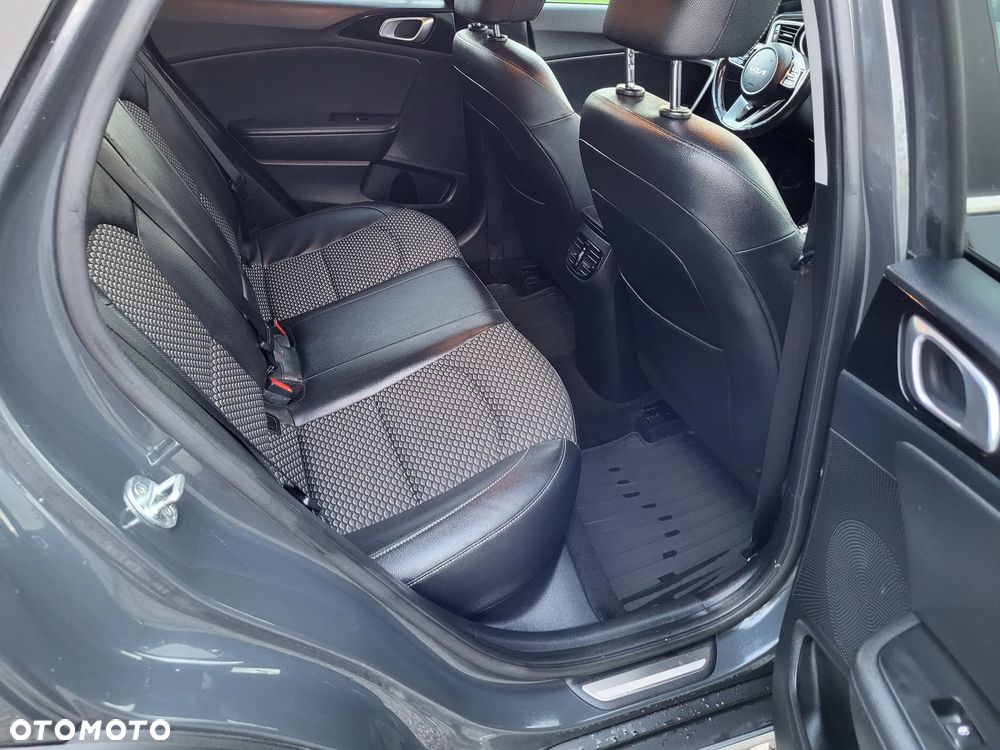 Kia XCeed 1.6 T-GDI L DCT - 33