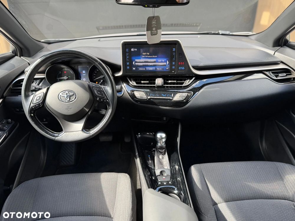 Toyota C-HR Hybrid Team Deutschland - 10