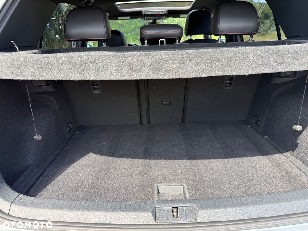 Volkswagen Golf - 16
