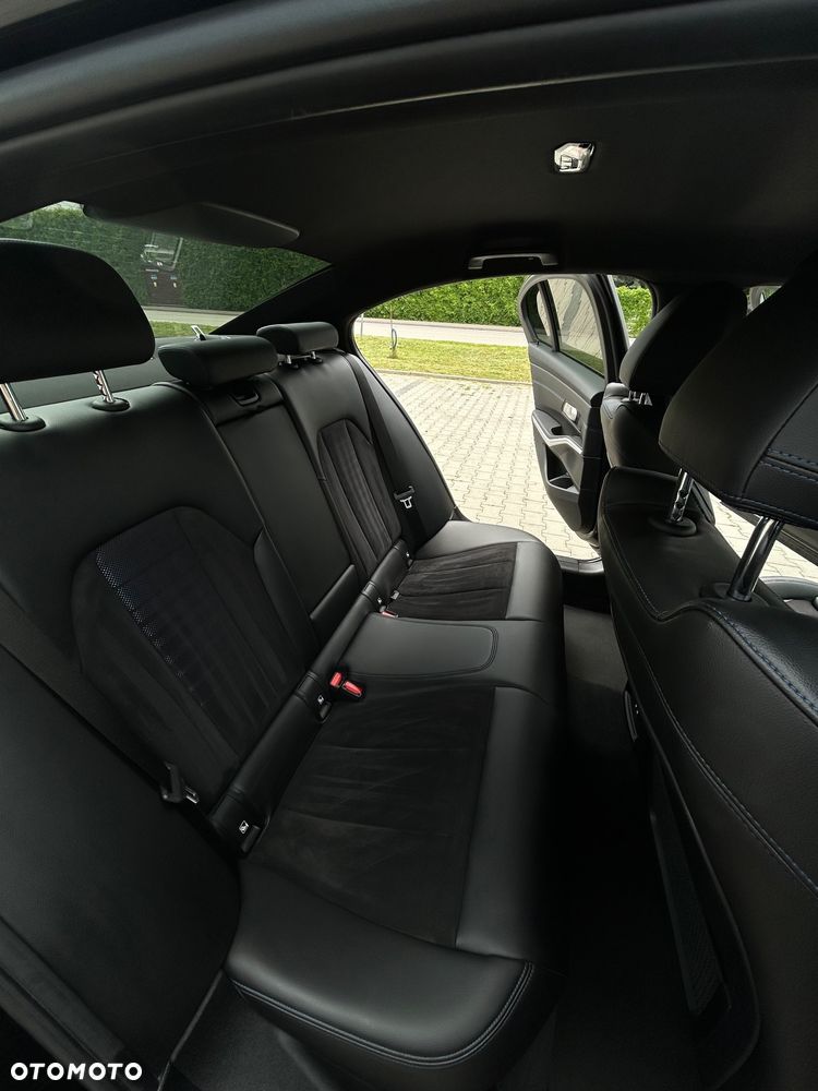BMW Seria 3 320d xDrive mHEV M Sport - 10