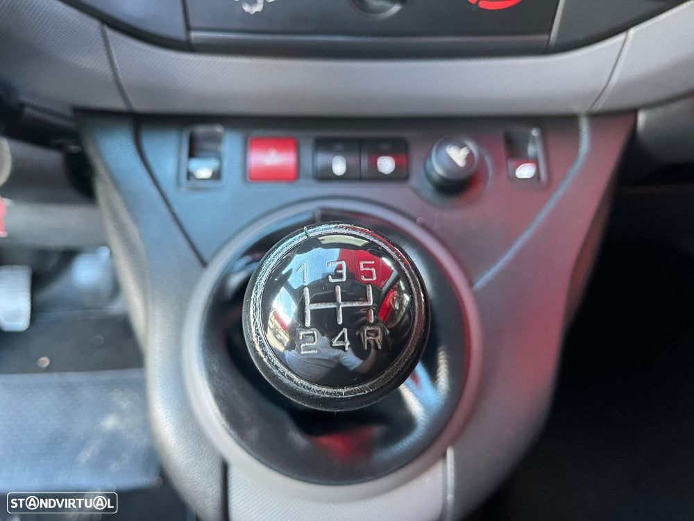 Citroën Berlingo 1.6 HDI | 3 Lug. | GPS - 23