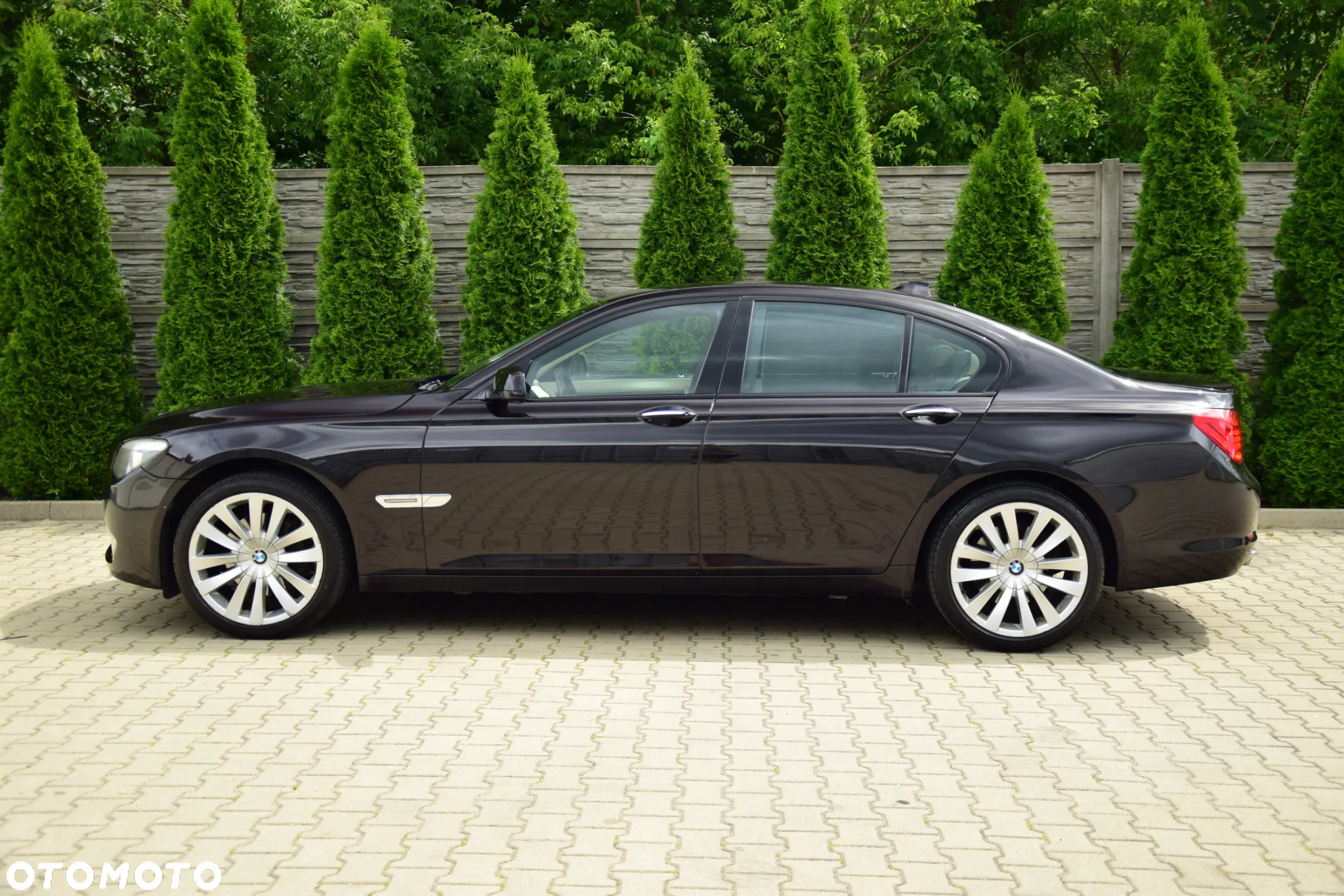 BMW Seria 7 740d - 14