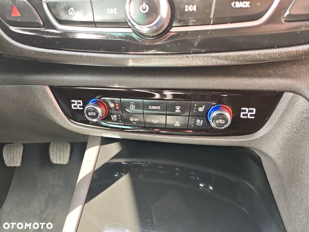 Opel Insignia 2.0 CDTI 4x4 Exclusive S&S - 26