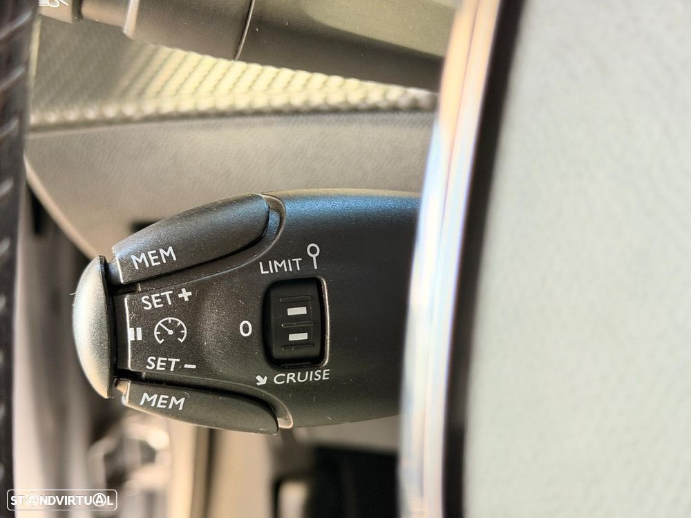 Peugeot 208 1.2 PureTech Active - 34