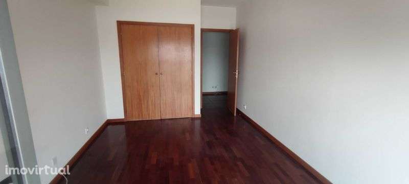 Apartamento T2 - Arrenda-se - Grande imagem: 3/5