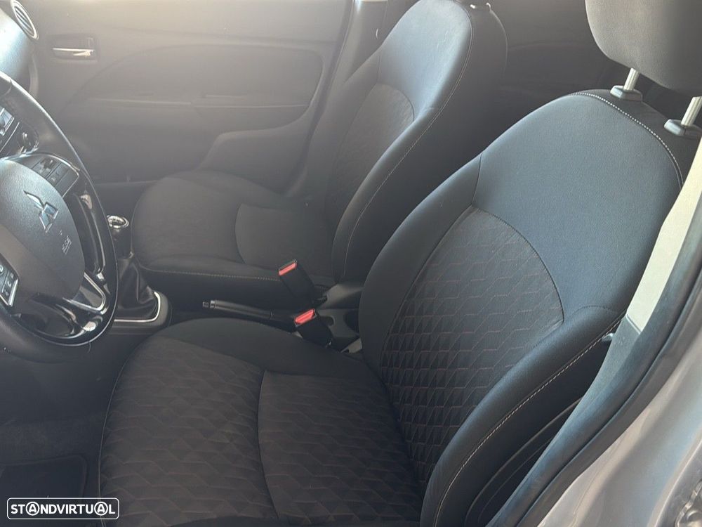 Mitsubishi Space Star 1.2 Intense Connect Edition - 9