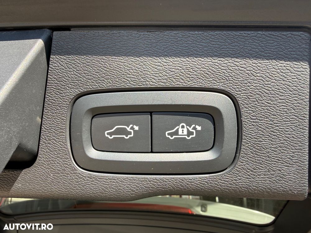 Volvo XC 60 B4 D Core - 13