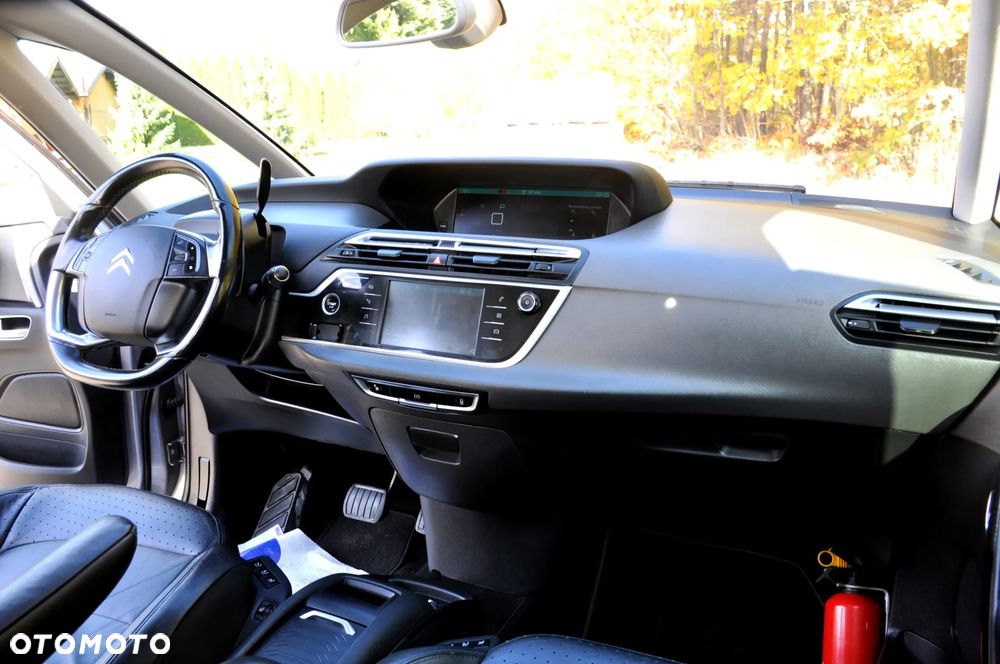 Citroën C4 Grand Picasso 2.0 BlueHDi MoreLife S&S EAT6 - 26