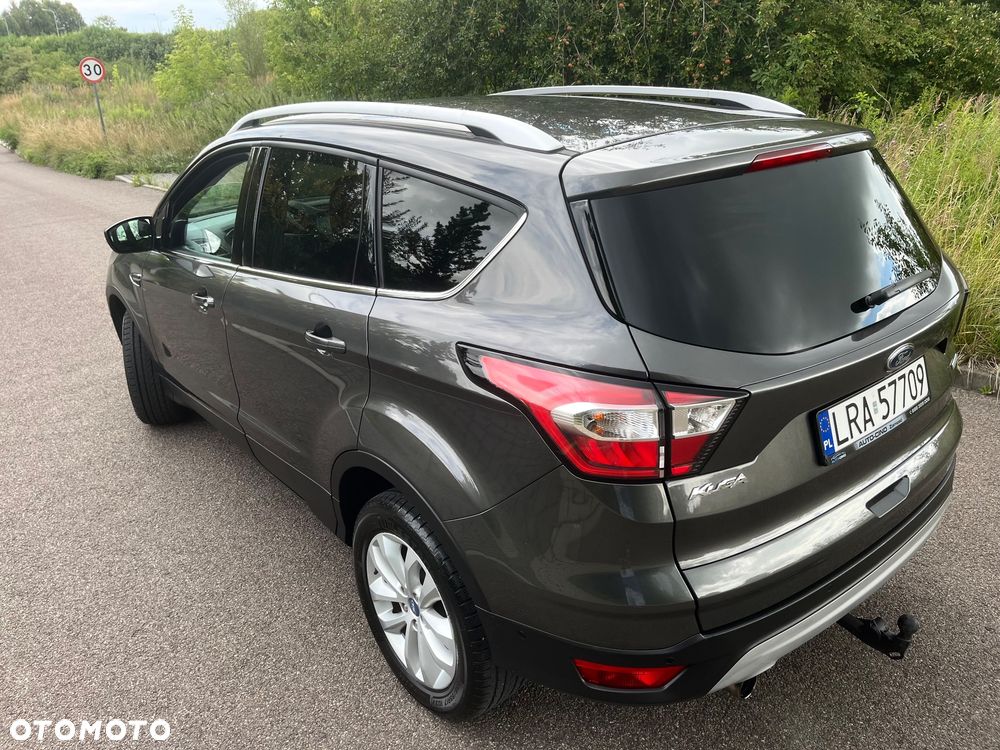 Ford Kuga - 12