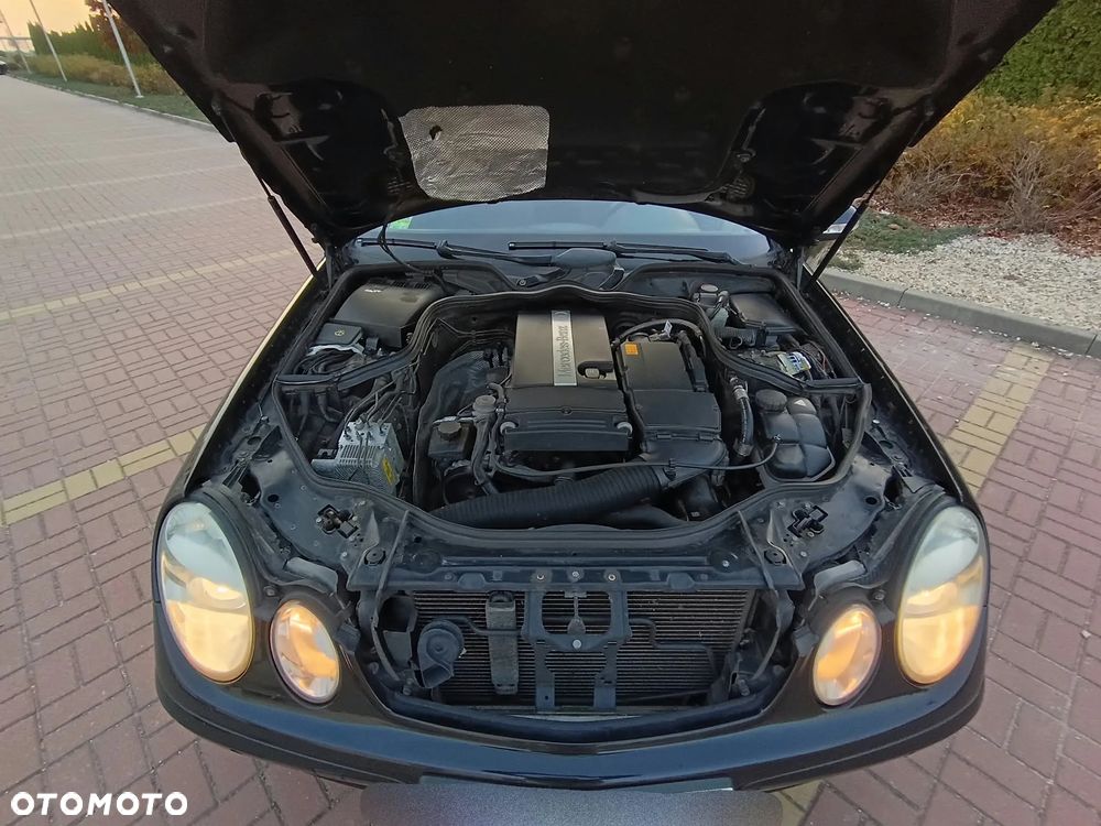 Mercedes-Benz Klasa E 200 Kompressor Automatik Classic - 11