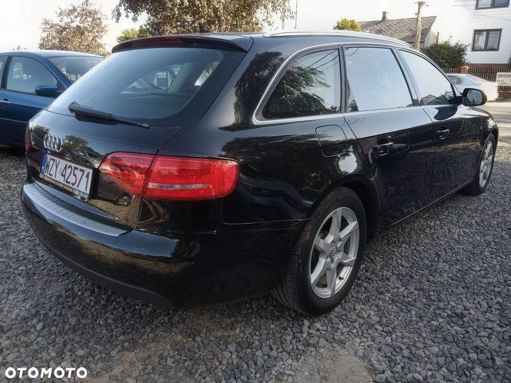 Audi A4 Avant - 4