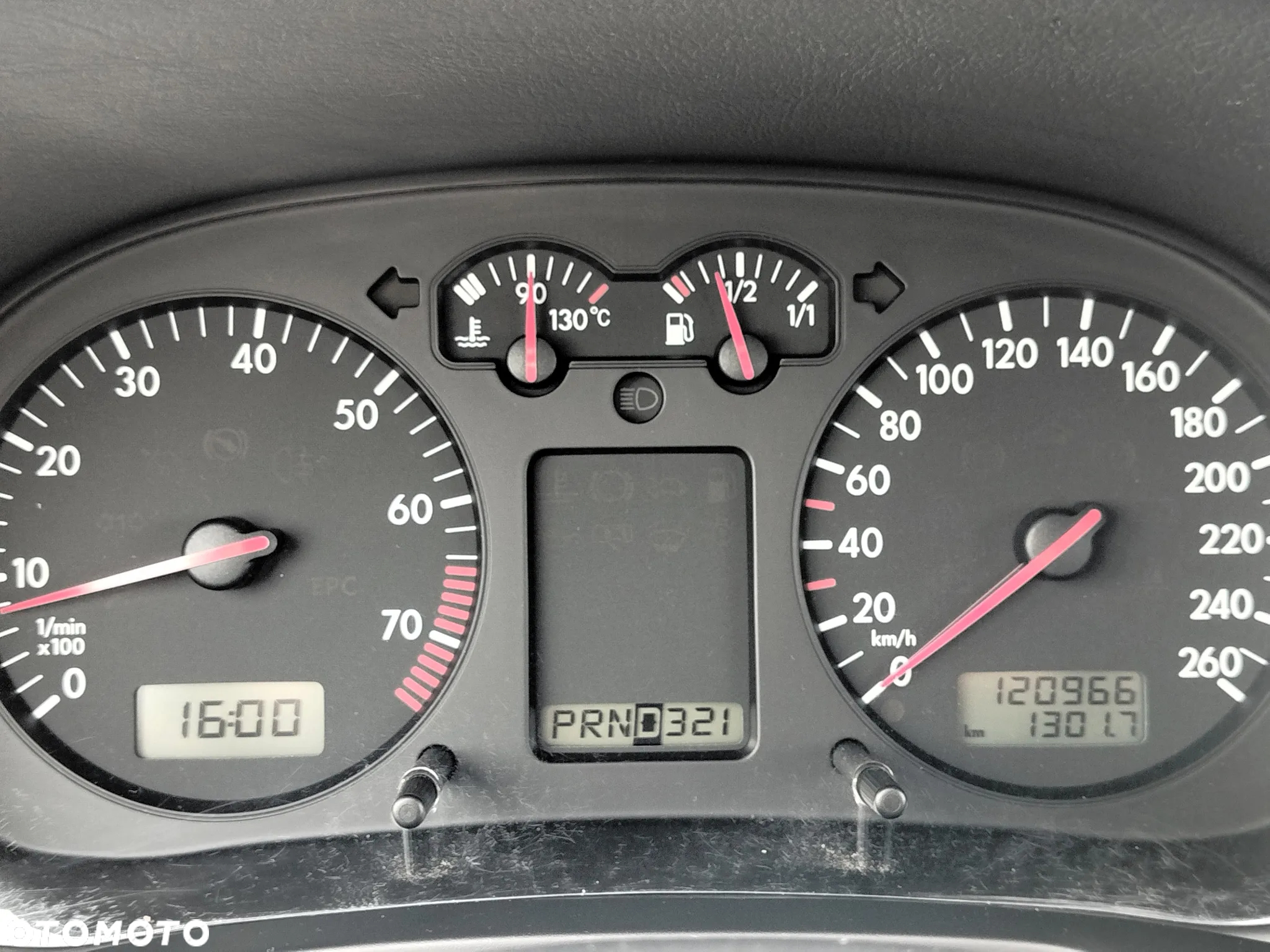 Volkswagen Golf 1.6 Automatik Sportline - 6